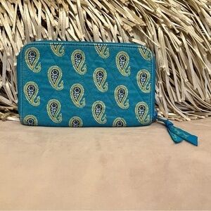 VERA BRADLEY Bermuda Blue Zip Around Wallet Long Green Paisley Retired Travel